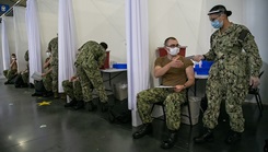 Sailors receive COVID-19 vaccinations