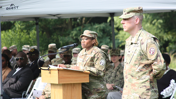 Outgoing commander U.S. Army Col. Sabrina Thweatt, of the Medical Readiness Brigade, National Capital Region, commends soldiers of the unit and welcomes U.S. Army Col. Kevin Mahoney (right) as its new commander during a redesignation and change of command ceremony. The event was held on June 30 on Naval Support Activity Bethesda, home to Walter Reed National Military Medical Center. (Photo: Bernard Little, Walter Reed National Military Medical Center)